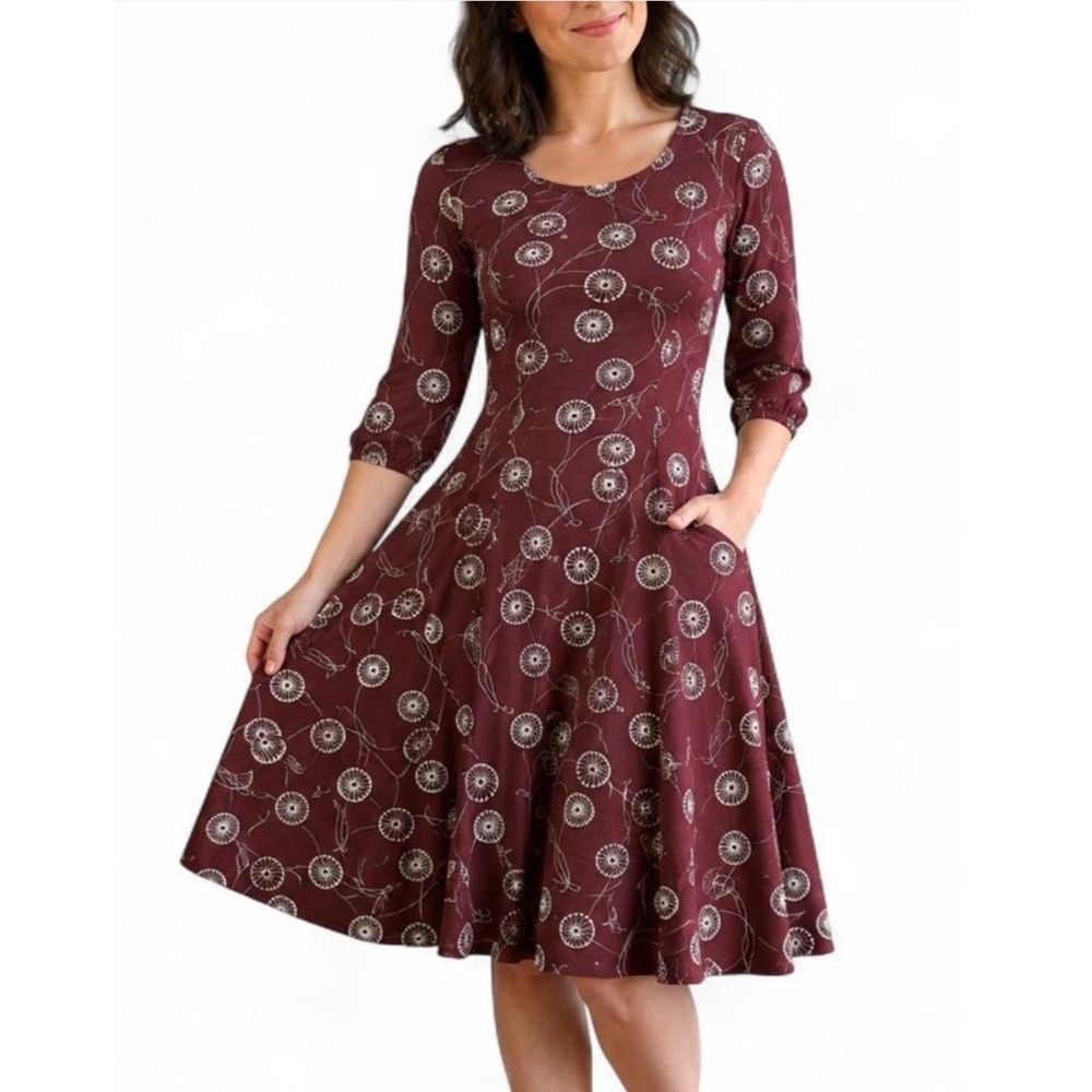Effie's Heart Women's Dandelion Print Fit Flare Dress Brown Small